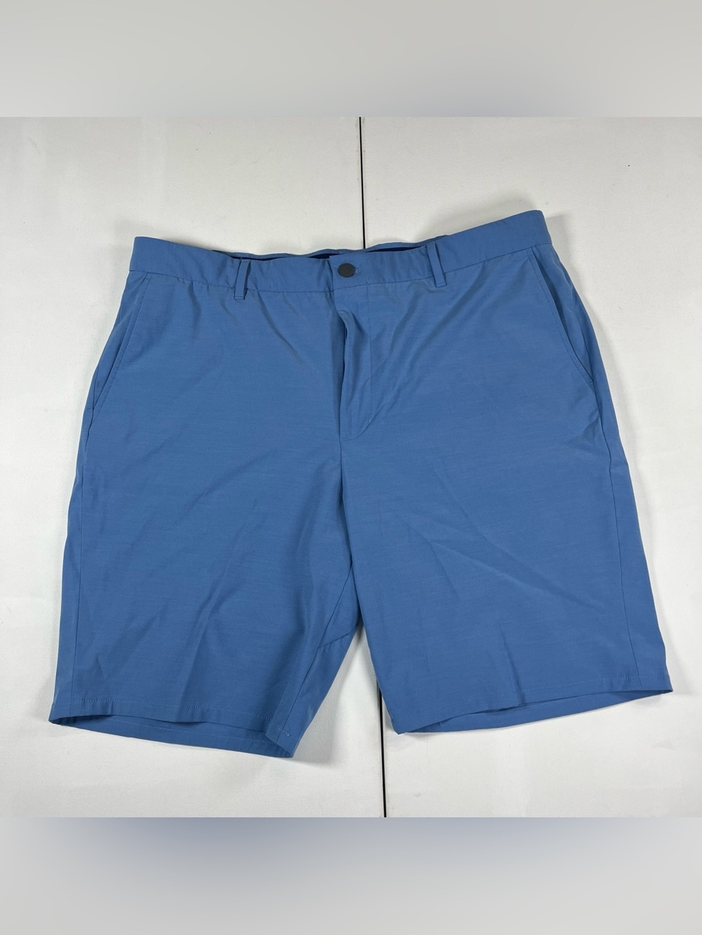 Johnnie O Mulligan Shorts Light Blue 9" Performance Golf Preppy Men’s 38
